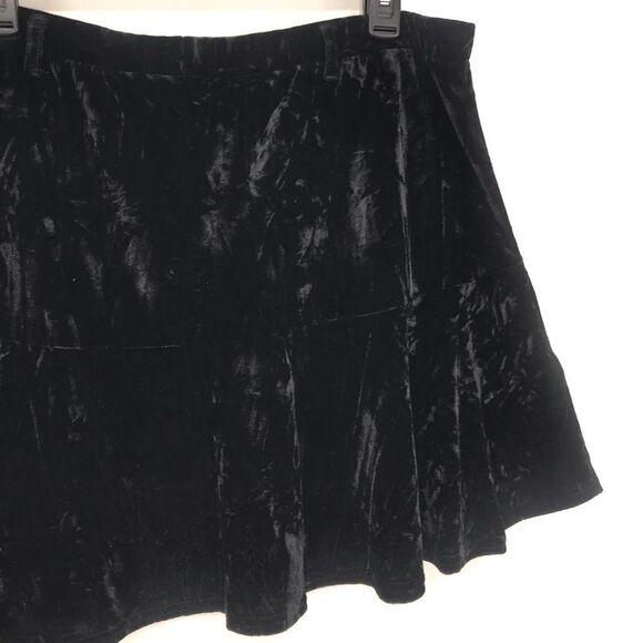 So Black Luxe Velvety Velour Pull On Peplum Mini Skirt NEW - Picture 8 of 16